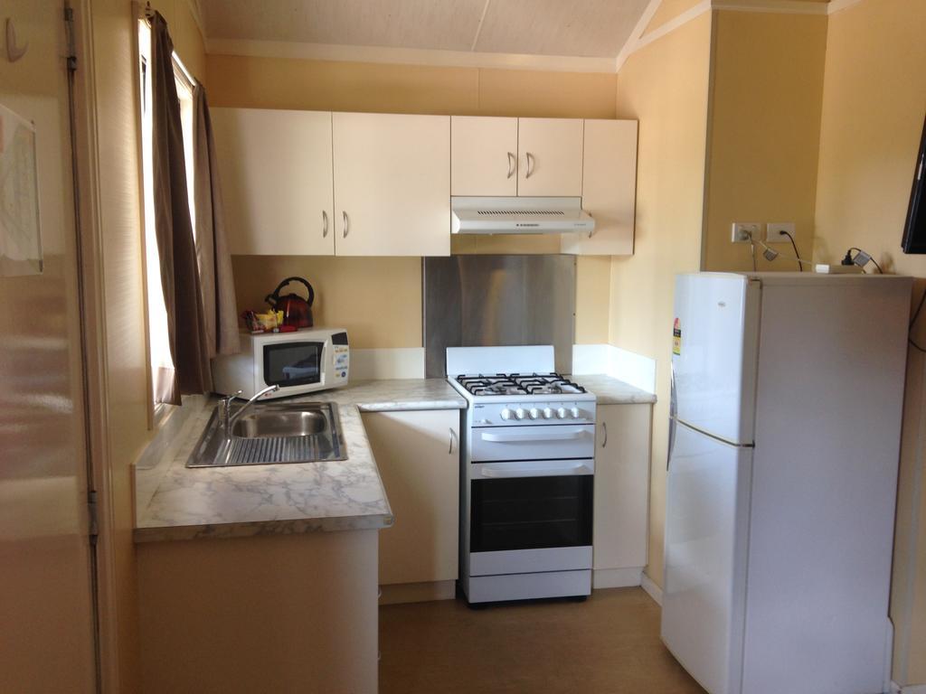 Pinjarra Caravan Park And Cabins Zimmer foto